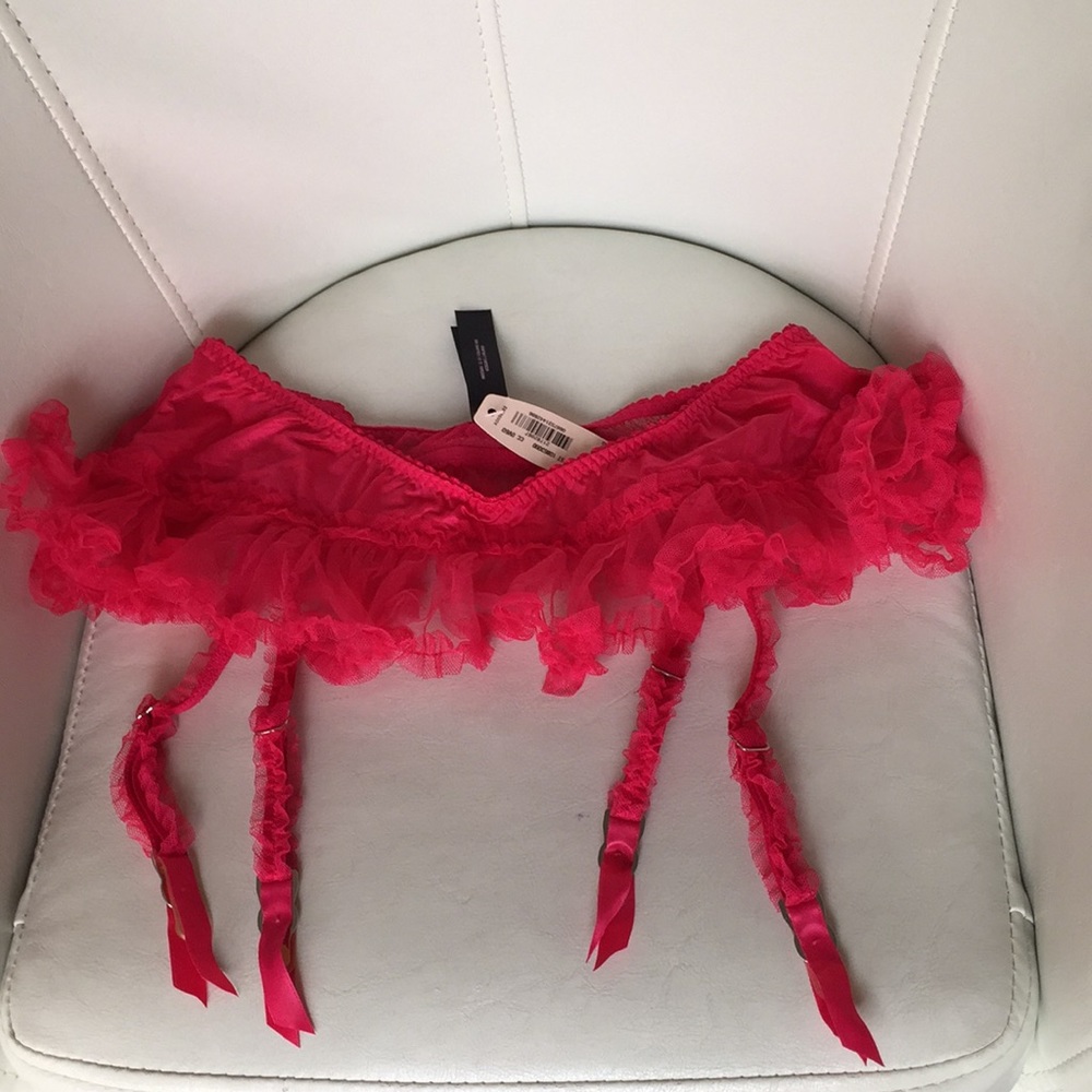 Victoria’s Secret belt